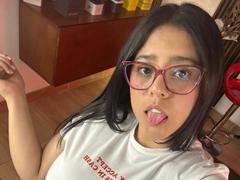 NaiarahThompson - female with brown hair and  big tits webcam at LiveJasmin