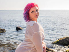 CoolTatiss - female with red hair webcam at ImLive