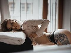 CoralieFlower - blond female with  big tits webcam at xLoveCam