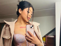 CoriinneBenson - female with brown hair webcam at xLoveCam