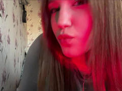CorinaMakinster - female with brown hair webcam at xLoveCam