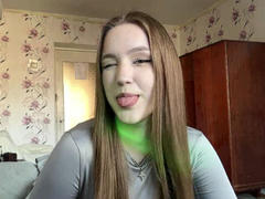 CorinaMakinster - female with brown hair webcam at xLoveCam