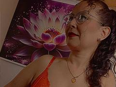CoryChaseLady - female with brown hair webcam at xLoveCam