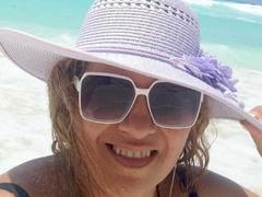CoupleBomb - female with red hair webcam at xLoveCam
