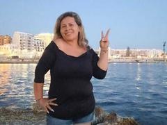 CoupleBomb - female with red hair webcam at xLoveCam
