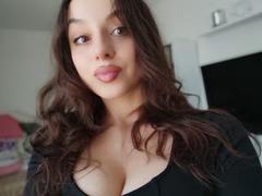 CourtneyLust - female with brown hair and  big tits webcam at xLoveCam