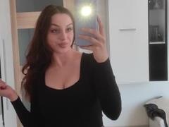 CourtneyLust - female with brown hair and  big tits webcam at xLoveCam
