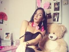 CrazySin - female with brown hair webcam at xLoveCam