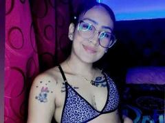 CristalDollAndJhonDS from xLoveCam