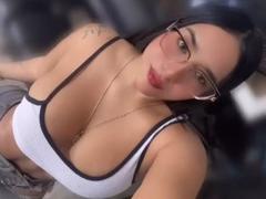 CristalSweety - female with brown hair and  big tits webcam at xLoveCam