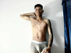 cristiandosantos1 - male webcam at ImLive