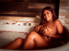 IvyEllis - female with black hair and  big tits webcam at LiveJasmin
