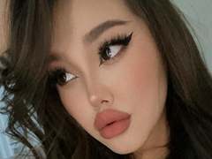 CrystalCharm from xLoveCam