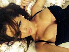 CrystalSel - female with brown hair and  big tits webcam at LiveJasmin