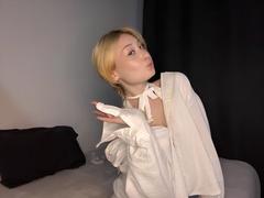 CrystalStoakley - female webcam at xLoveCam