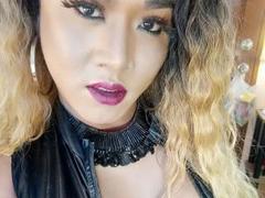 QueenPerfection - shemale with black hair webcam at LiveJasmin