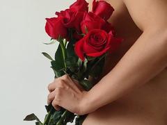 CurlyBlossom - female with black hair webcam at xLoveCam