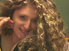CurlySmile - blond female webcam at xLoveCam