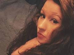 CurvyAlexaa-hot from xLoveCam