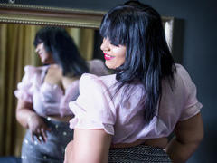 CurvyTemptation - female with black hair and  big tits webcam at LiveJasmin