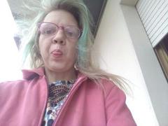 CuteDebbyPlay - blond female webcam at ImLive