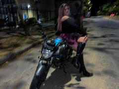 CuteEvelynn - shemale with red hair and  big tits webcam at xLoveCam