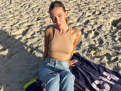 Lavandia - blond female with  big tits webcam at xLoveCam