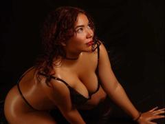 CutieCurvyForeign - female with black hair webcam at xLoveCam