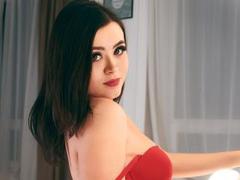 CuttieEyesX from xLoveCam