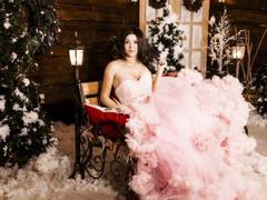 CuttieEyesX - female with black hair and  small tits webcam at xLoveCam