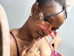 CutyKeshin - female with black hair and  big tits webcam at xLoveCam