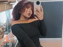 CyntiaPieri - female with brown hair and  big tits webcam at LiveJasmin