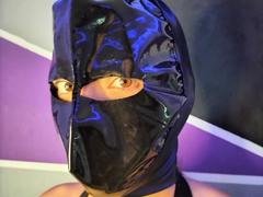 DaMikaela - female with brown hair and  small tits webcam at xLoveCam