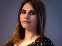 DagieSensual - female with red hair and  small tits webcam at xLoveCam