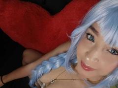 DahianaDmour - blond female webcam at xLoveCam