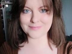 DahliaGray - female with brown hair webcam at LiveJasmin