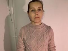 DaisyEdit - blond female webcam at xLoveCam