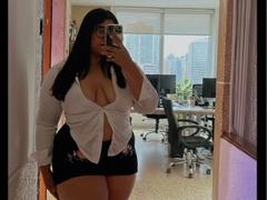 DakotaJhons69 - female with black hair and  big tits webcam at xLoveCam