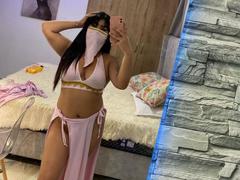 DaliilaAli - female with black hair and  big tits webcam at xLoveCam