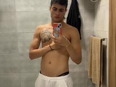 DallasSi - male webcam at xLoveCam