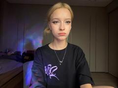 DalliaBanowski - female webcam at xLoveCam