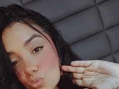 DanMartines - female with  big tits webcam at xLoveCam