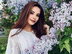 DanaSmile - blond female with  small tits webcam at xLoveCam