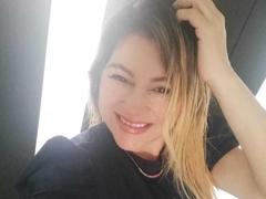 DannaWester1 - blond female with  small tits webcam at ImLive