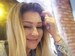 DannaWester1 - blond female with  small tits webcam at ImLive