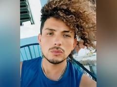 Dandann - male webcam at xLoveCam