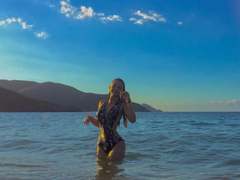 LoreenCronin - female with brown hair and  small tits webcam at xLoveCam