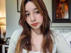 DaniVelasquez - female with brown hair and  big tits webcam at xLoveCam