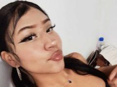 BonnieBond - female with black hair and  big tits webcam at xLoveCam