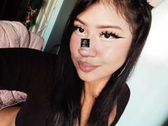 BonnieBond - female with black hair and  big tits webcam at xLoveCam
